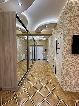 Satılır 3 otaqlı mənzil 110 m²