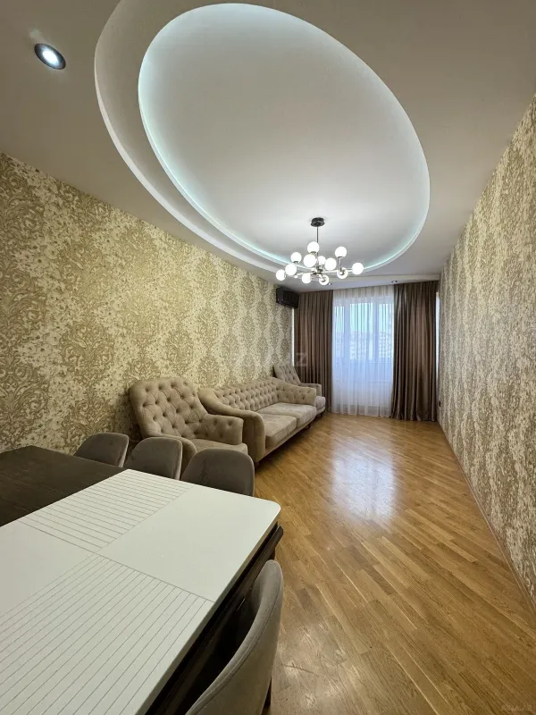 Satılır 3 otaqlı mənzil 110 m²