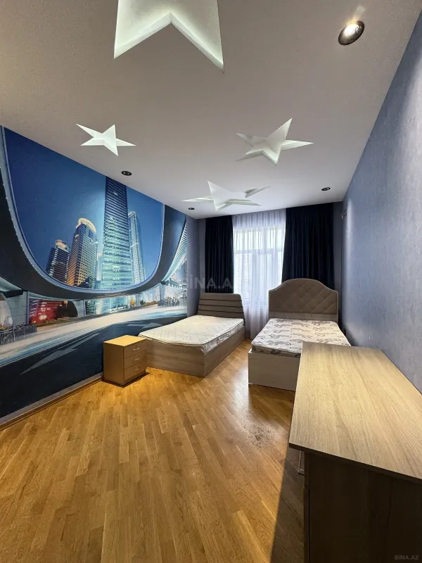 Satılır 3 otaqlı mənzil 110 m²