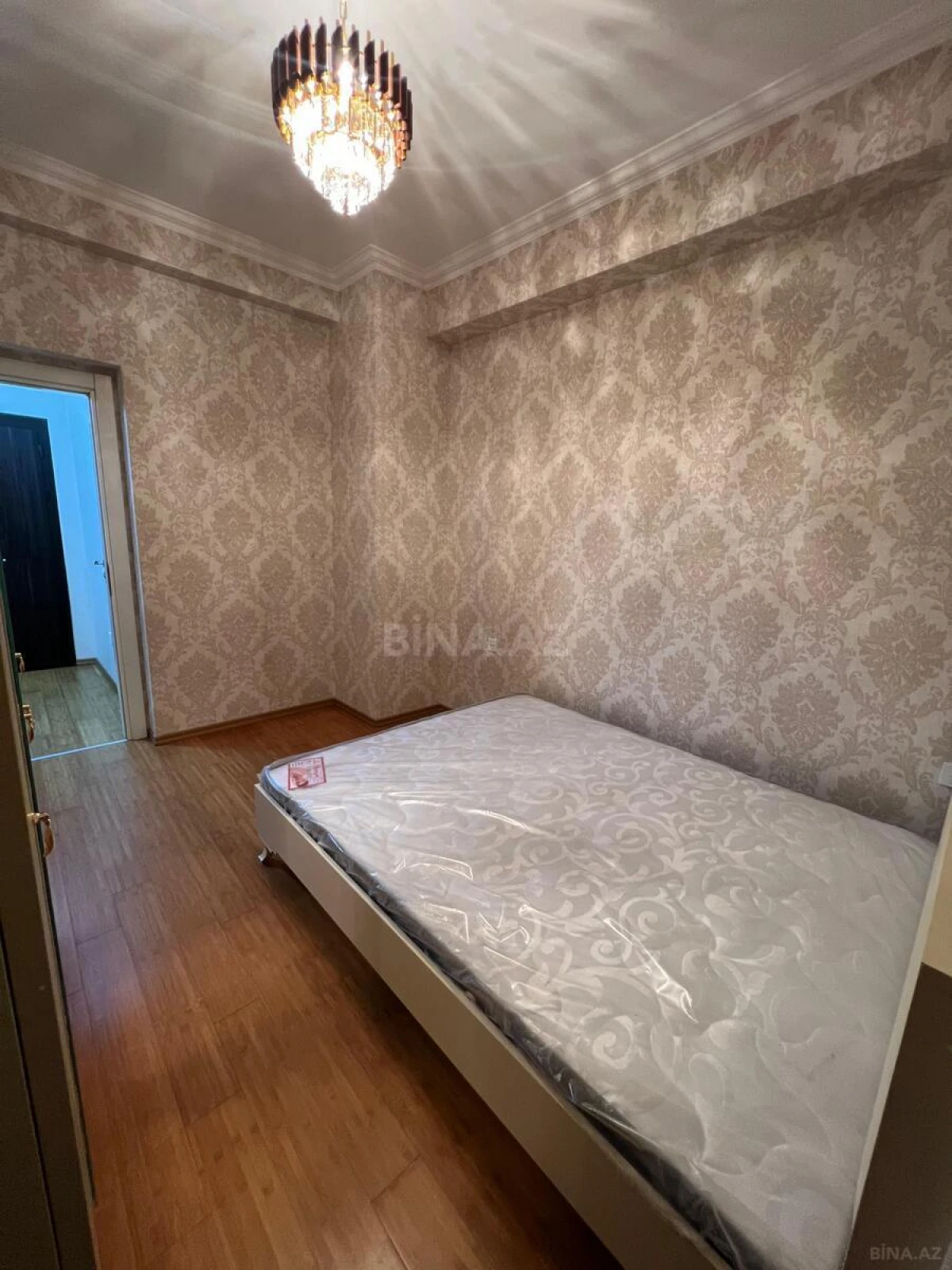 Kirayə verilir 2 otaqlı mənzil 55 m²