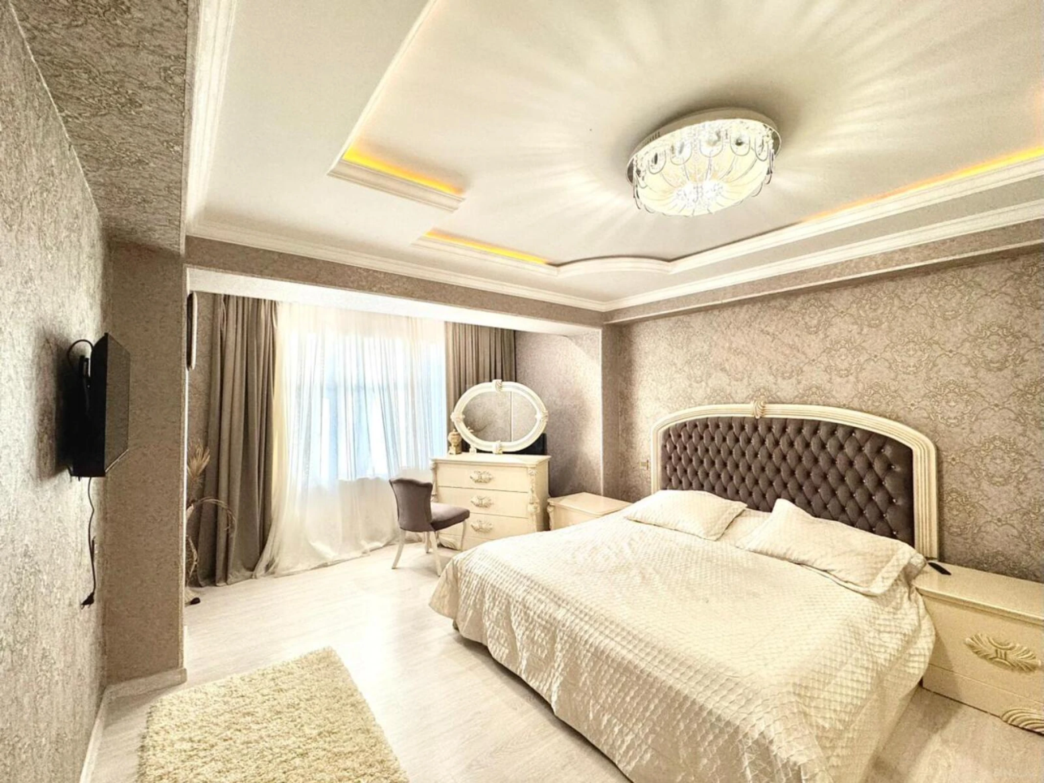 Satılır 3 otaqlı mənzil 106 m²