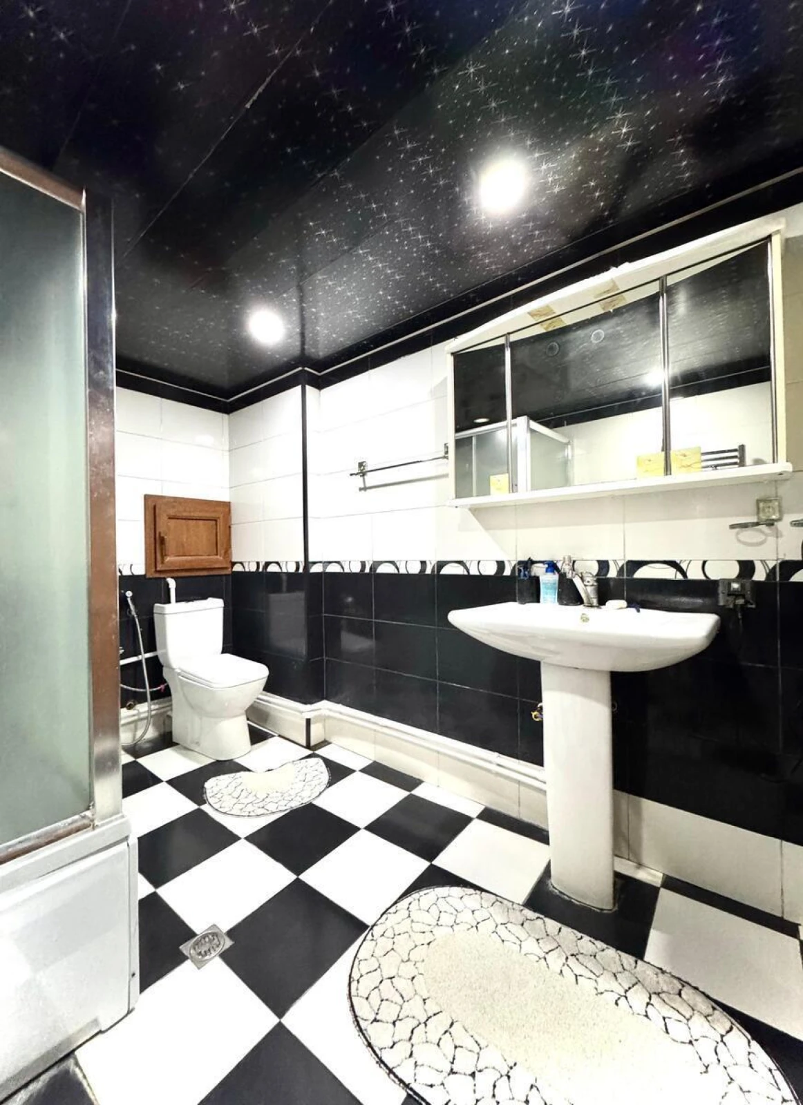 Satılır 3 otaqlı mənzil 106 m²