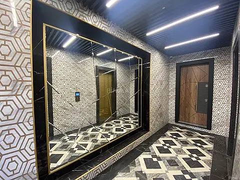 Satılır 2 otaqlı mənzil 96.7 m²