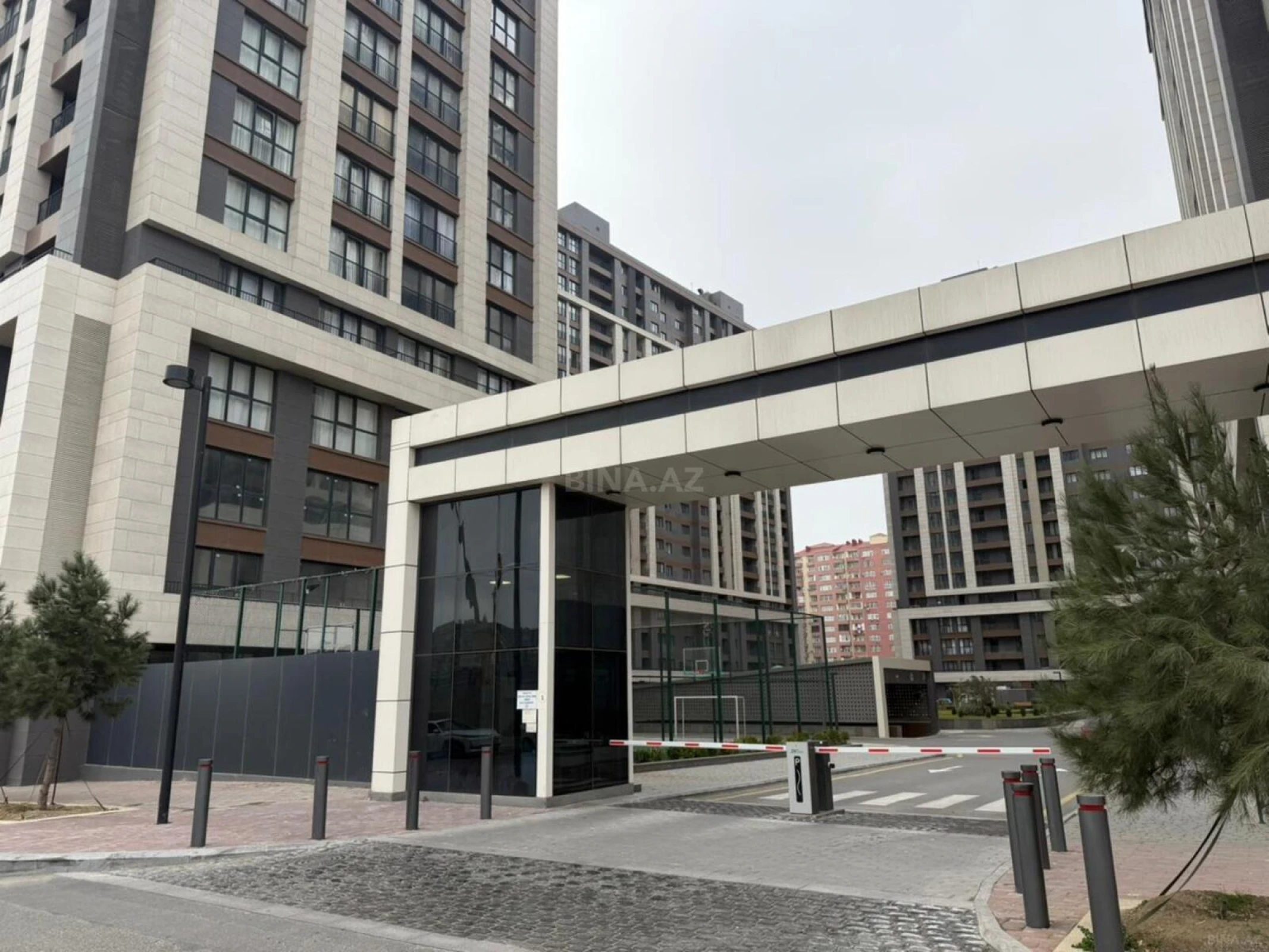 Satılır 2 otaqlı mənzil 91 m²