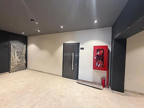 Satılır 2 otaqlı mənzil 91 m²