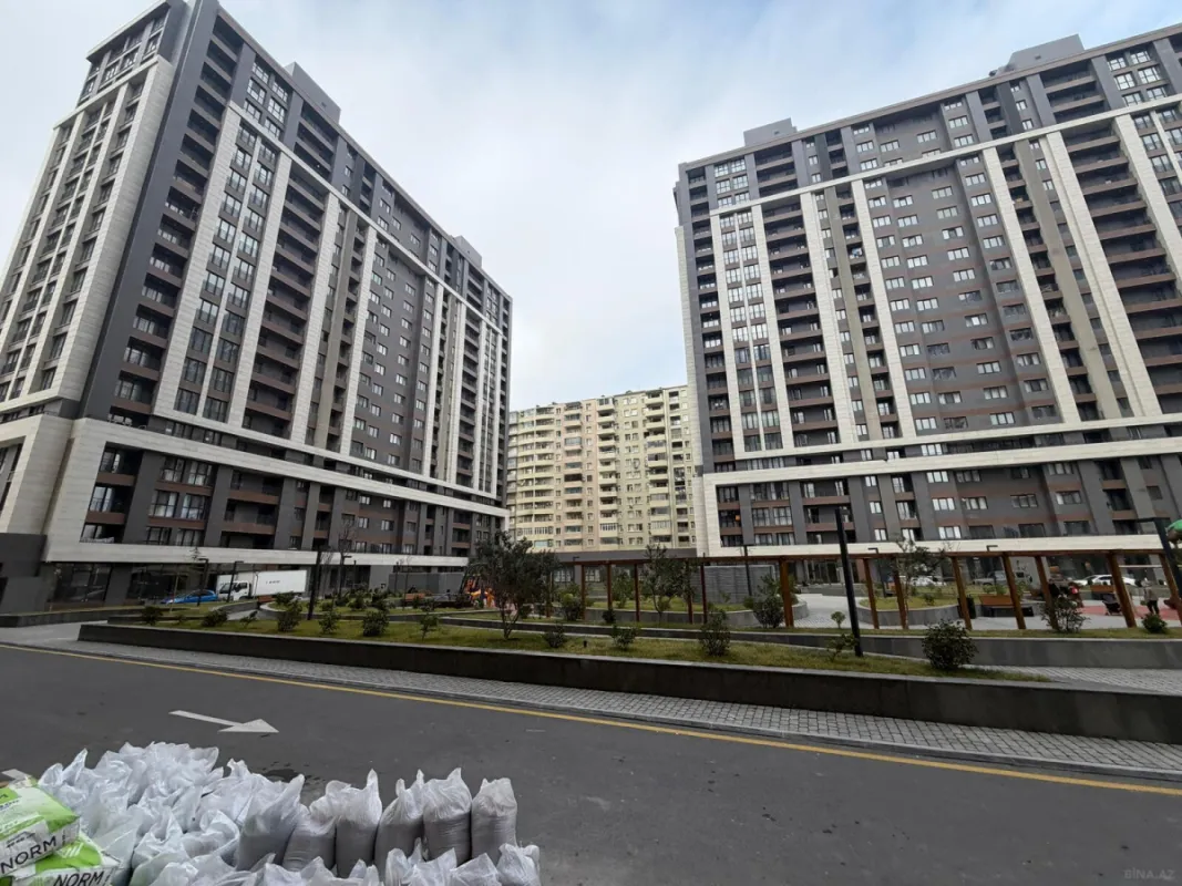 Satılır 2 otaqlı mənzil 91 m²