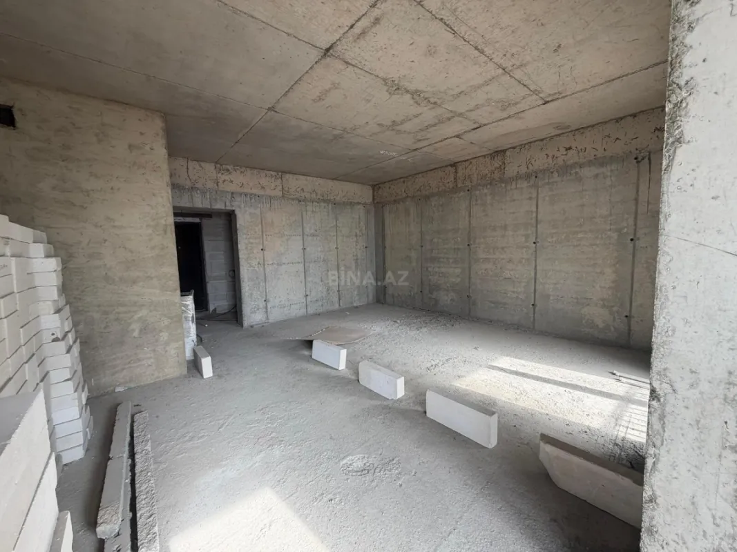 Satılır 2 otaqlı mənzil 91 m²