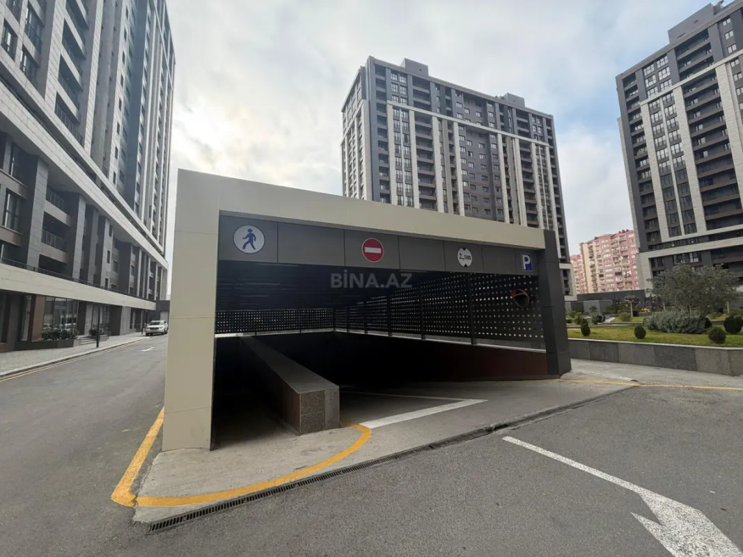 Satılır 2 otaqlı mənzil 91 m²