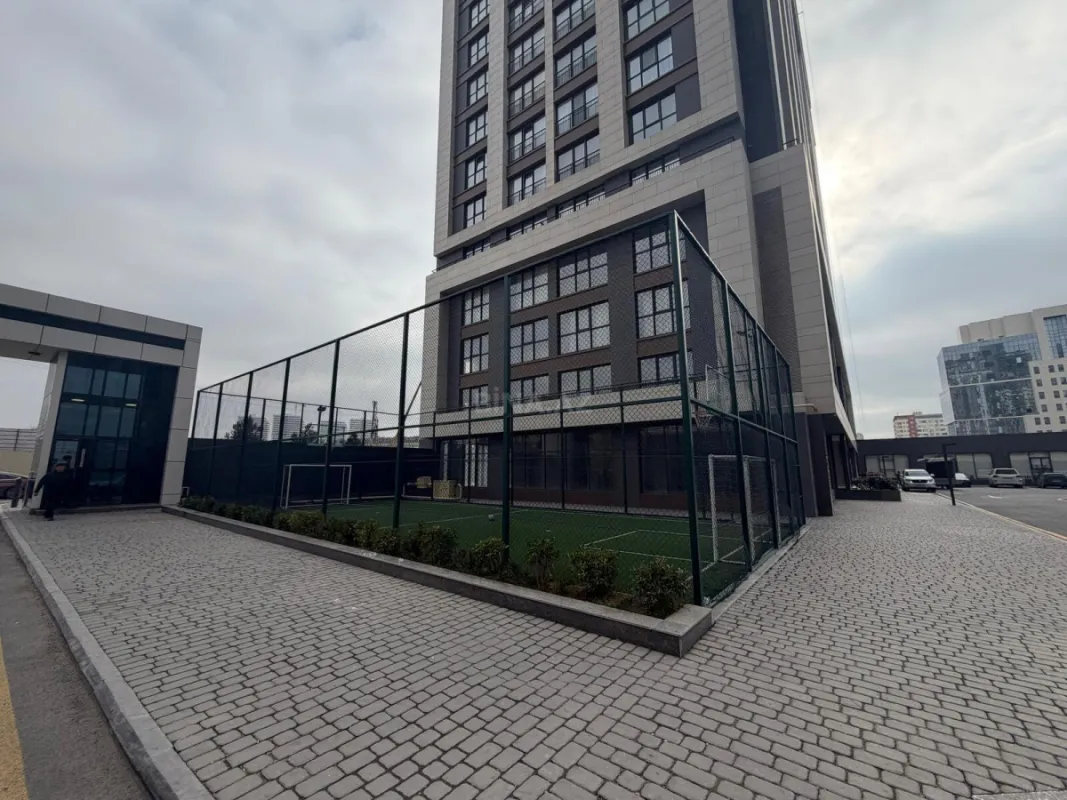 Satılır 2 otaqlı mənzil 91 m²