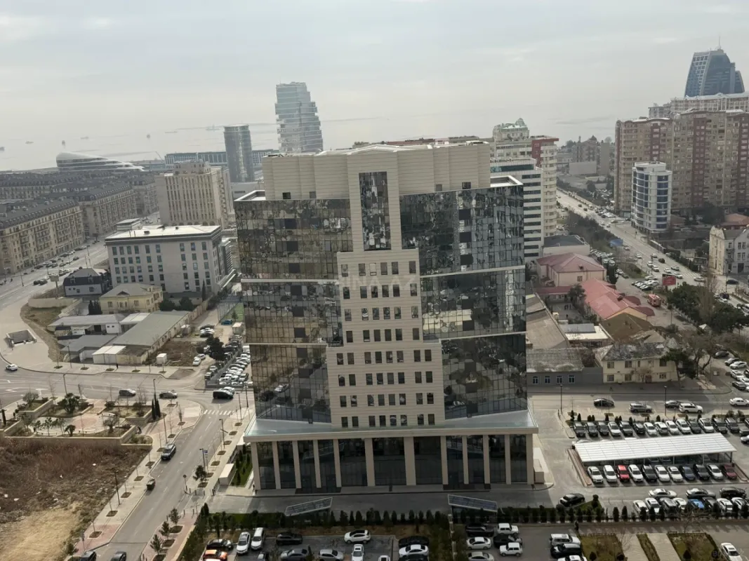 Satılır 2 otaqlı mənzil 91 m²