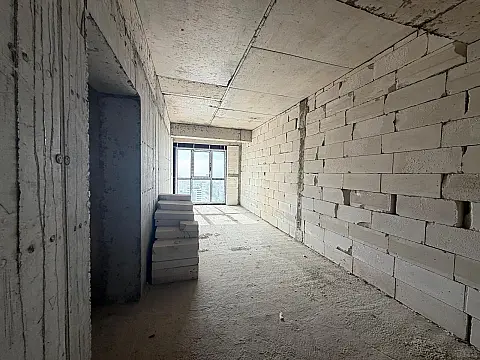 Satılır 2 otaqlı mənzil 91 m²