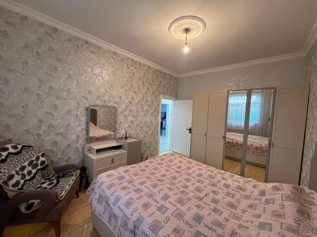 Satılır 3 otaqlı həyət evi 100 m²