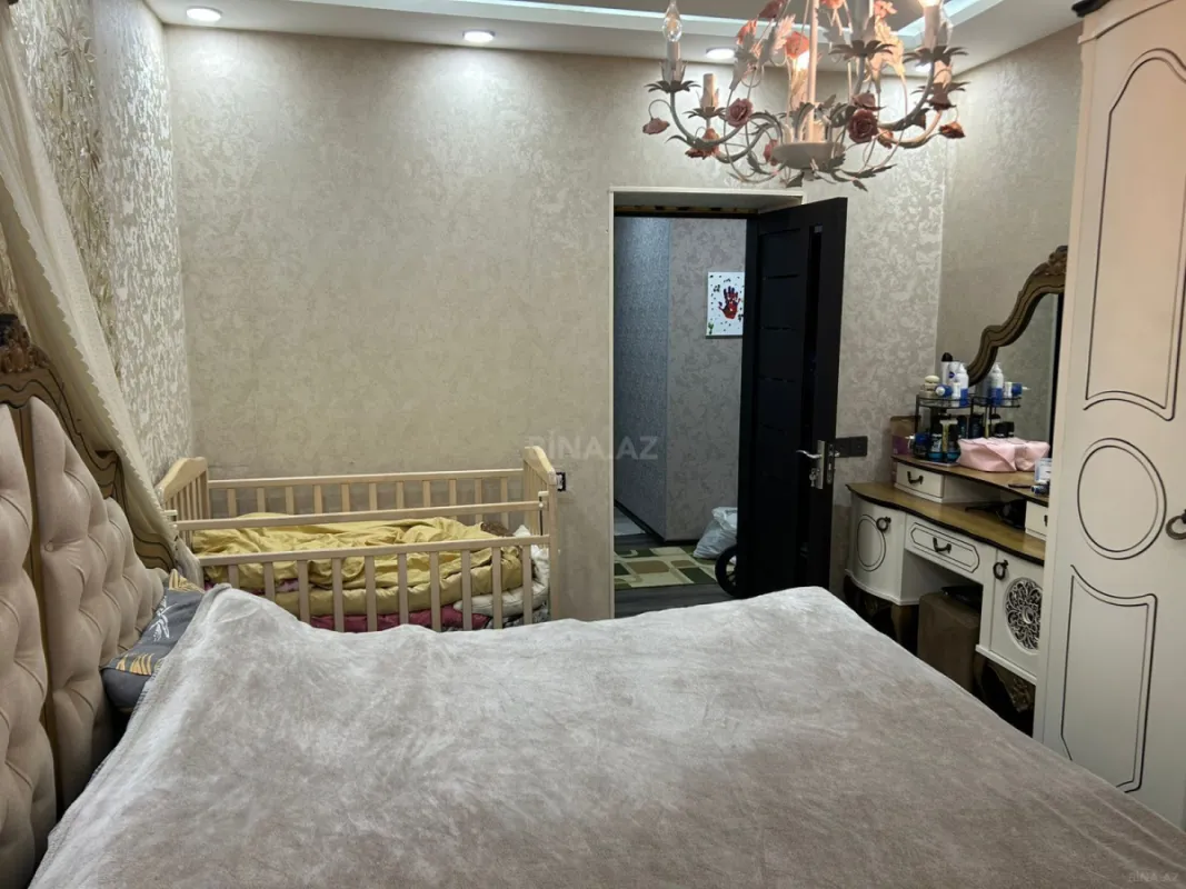 Satılır 2 otaqlı mənzil 65 m²