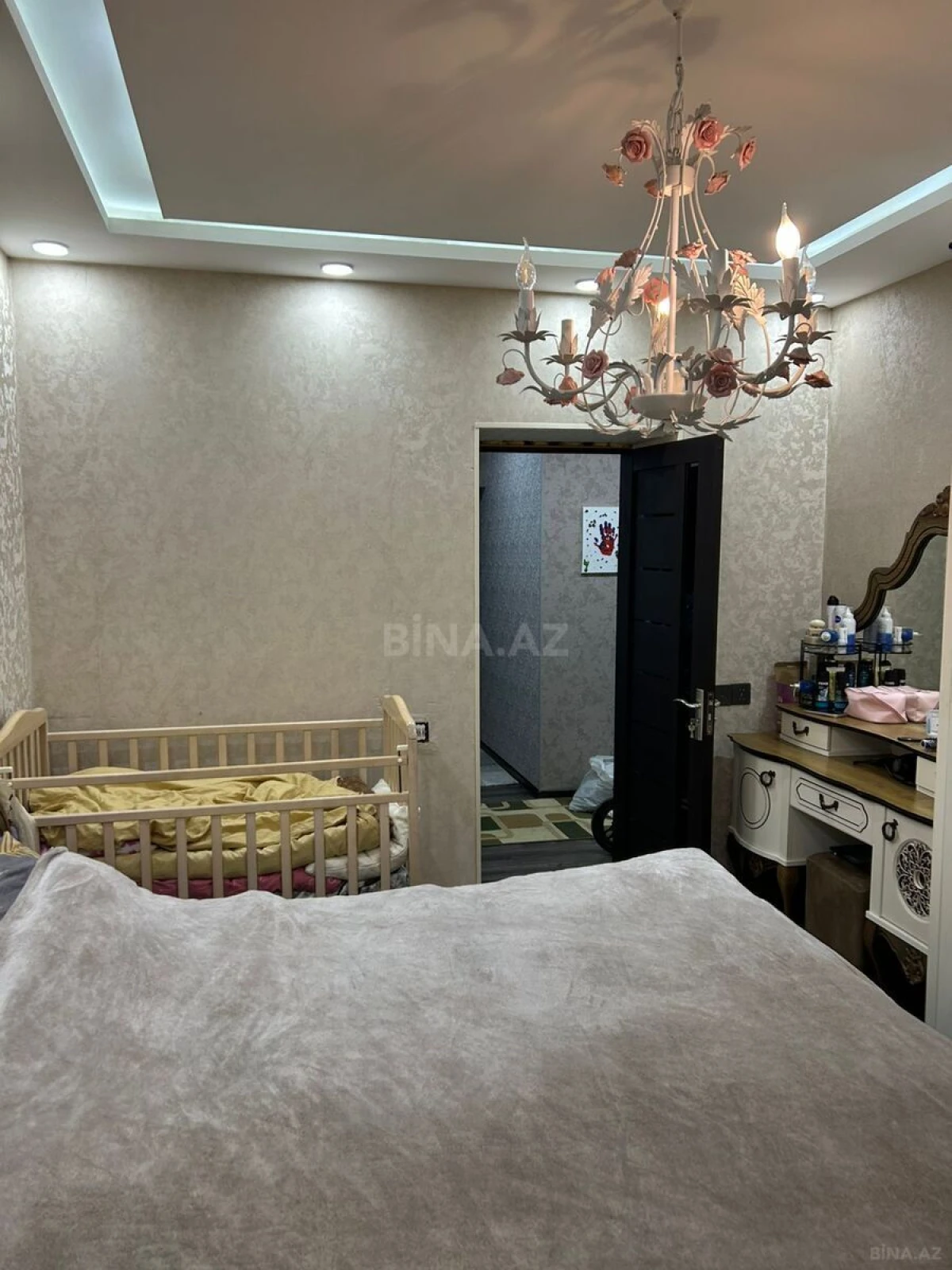 Satılır 2 otaqlı mənzil 65 m²