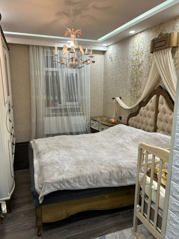 Satılır 2 otaqlı mənzil 65 m²