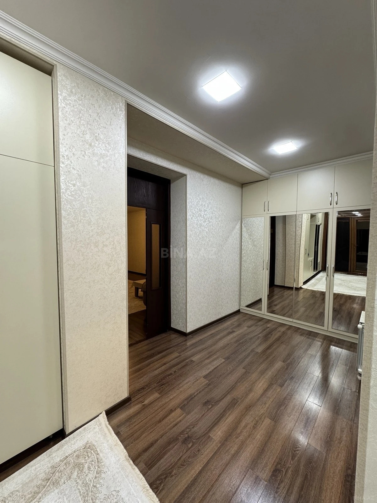 Satılır 4 otaqlı həyət evi 140 m²