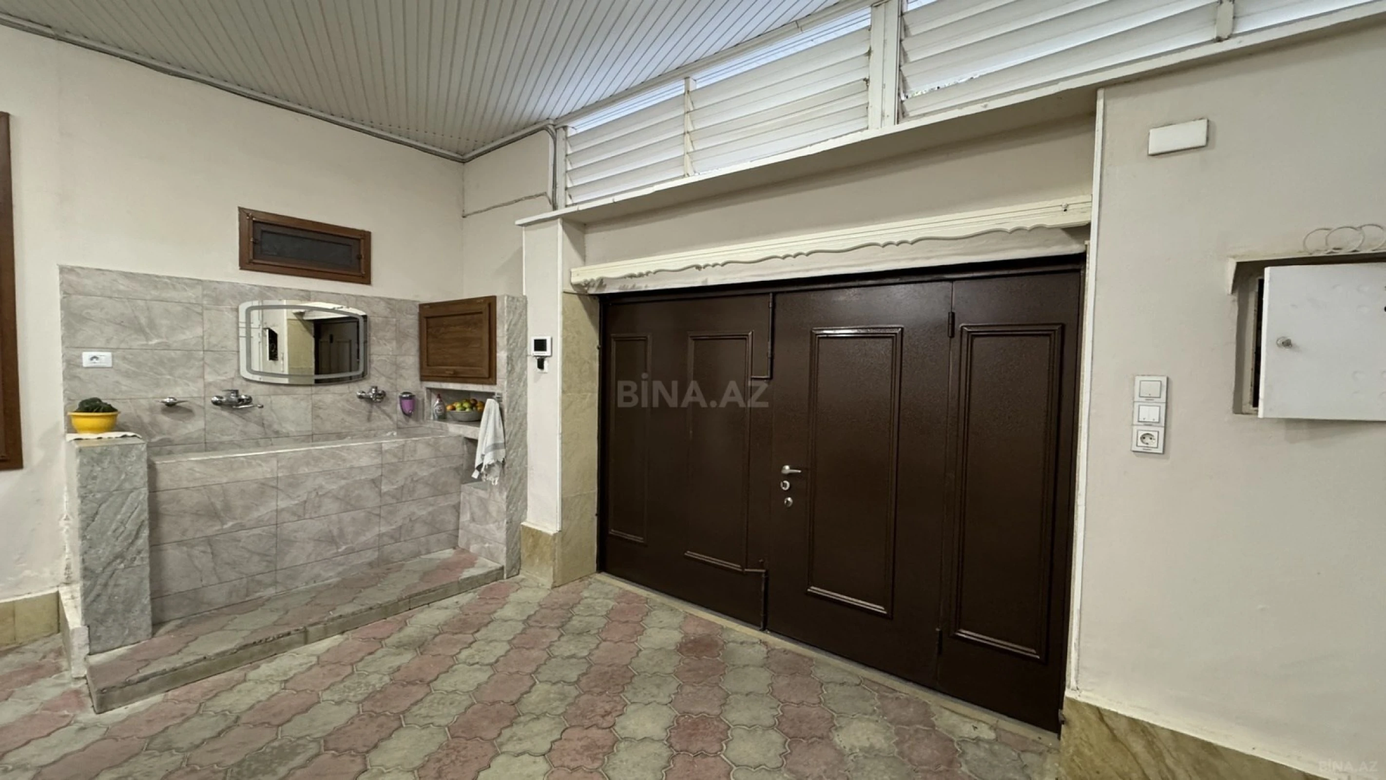 Satılır 4 otaqlı həyət evi 140 m²