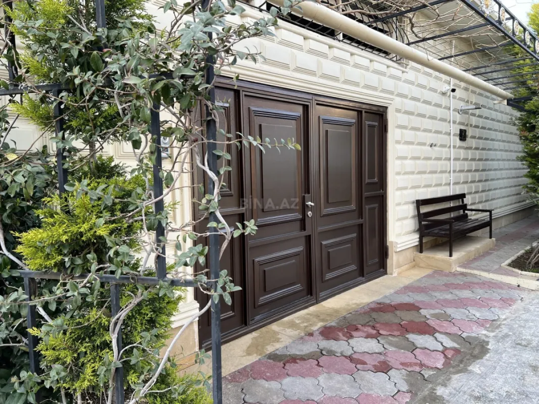 Satılır 4 otaqlı həyət evi 140 m²