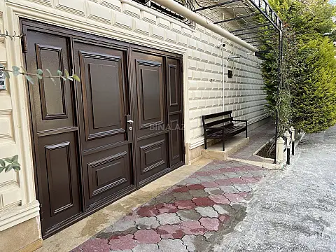 Satılır 4 otaqlı həyət evi 140 m²