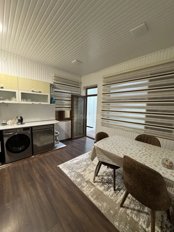 Satılır 4 otaqlı həyət evi 140 m²