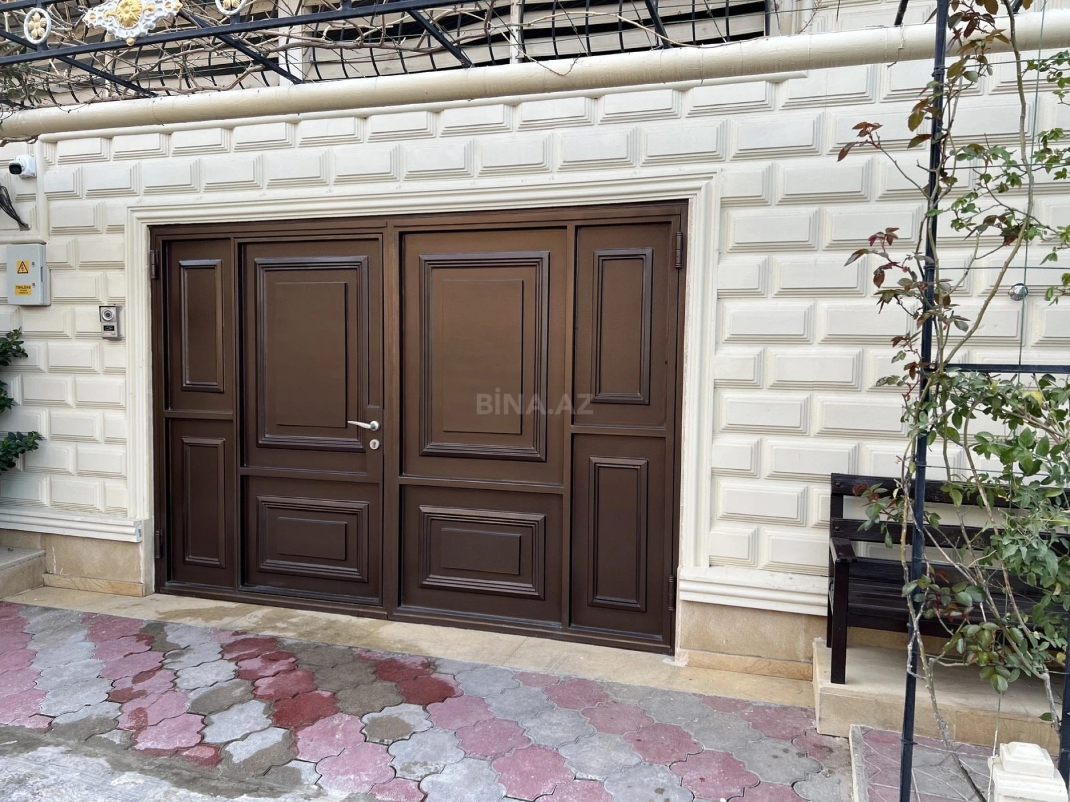 Satılır 4 otaqlı həyət evi 140 m²