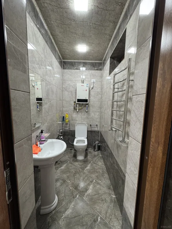 Satılır 4 otaqlı həyət evi 140 m²