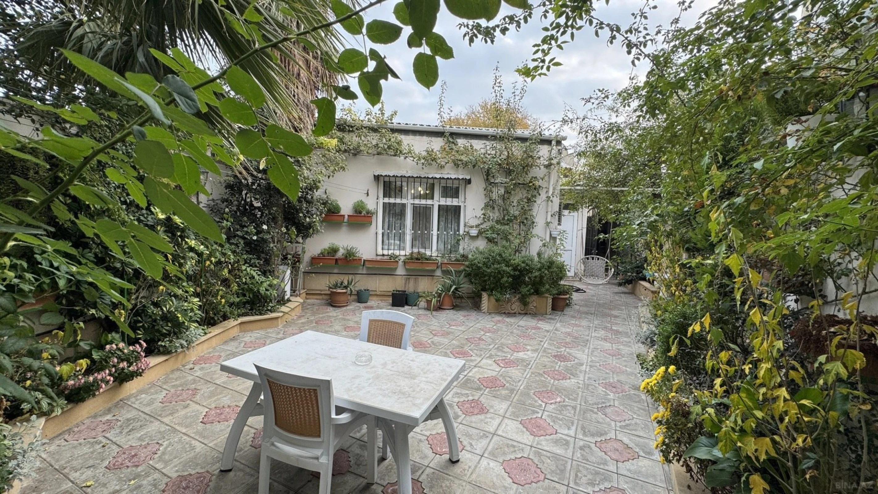 Satılır 4 otaqlı həyət evi 140 m²