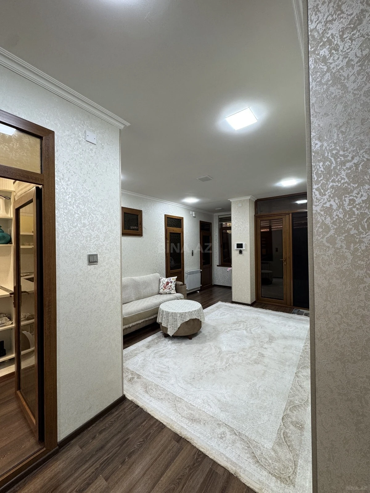 Satılır 4 otaqlı həyət evi 140 m²