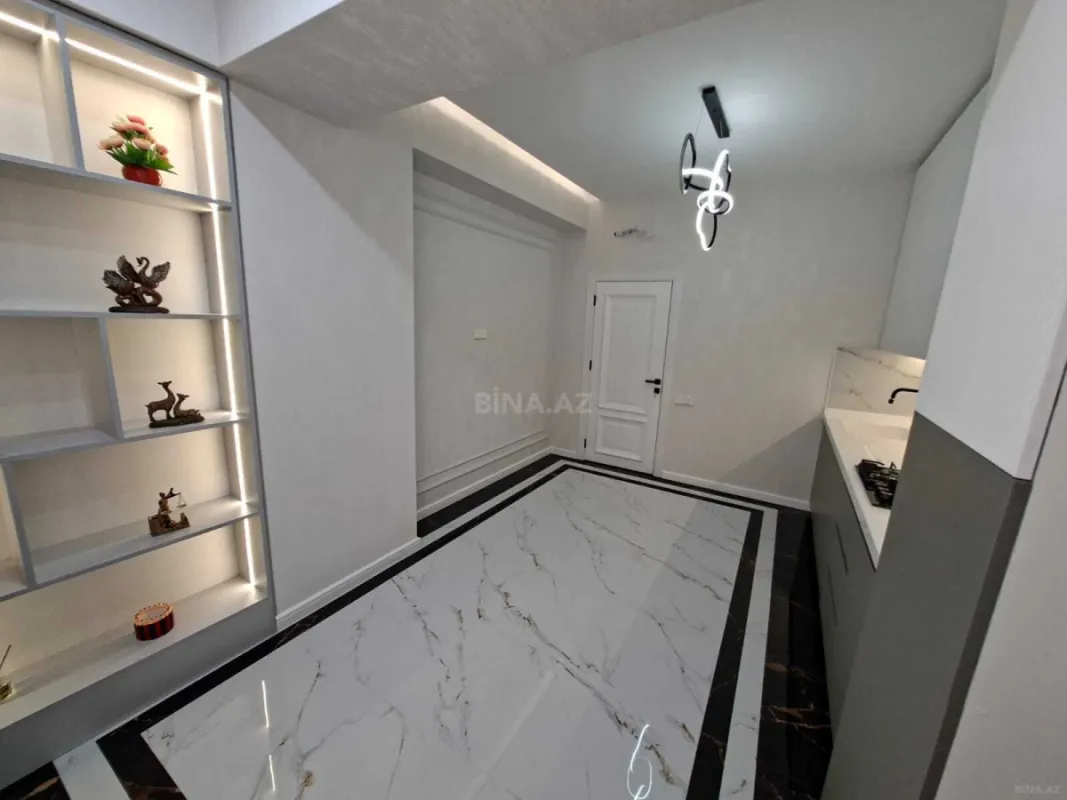 Satılır 3 otaqlı mənzil 101 m²