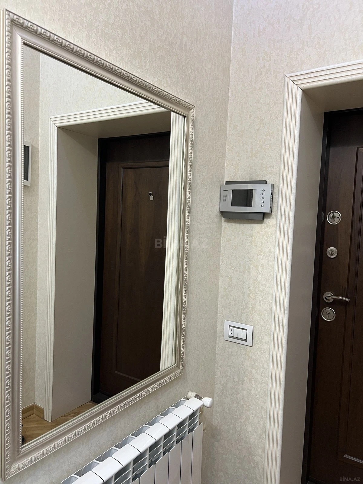 Satılır 3 otaqlı mənzil 95 m²