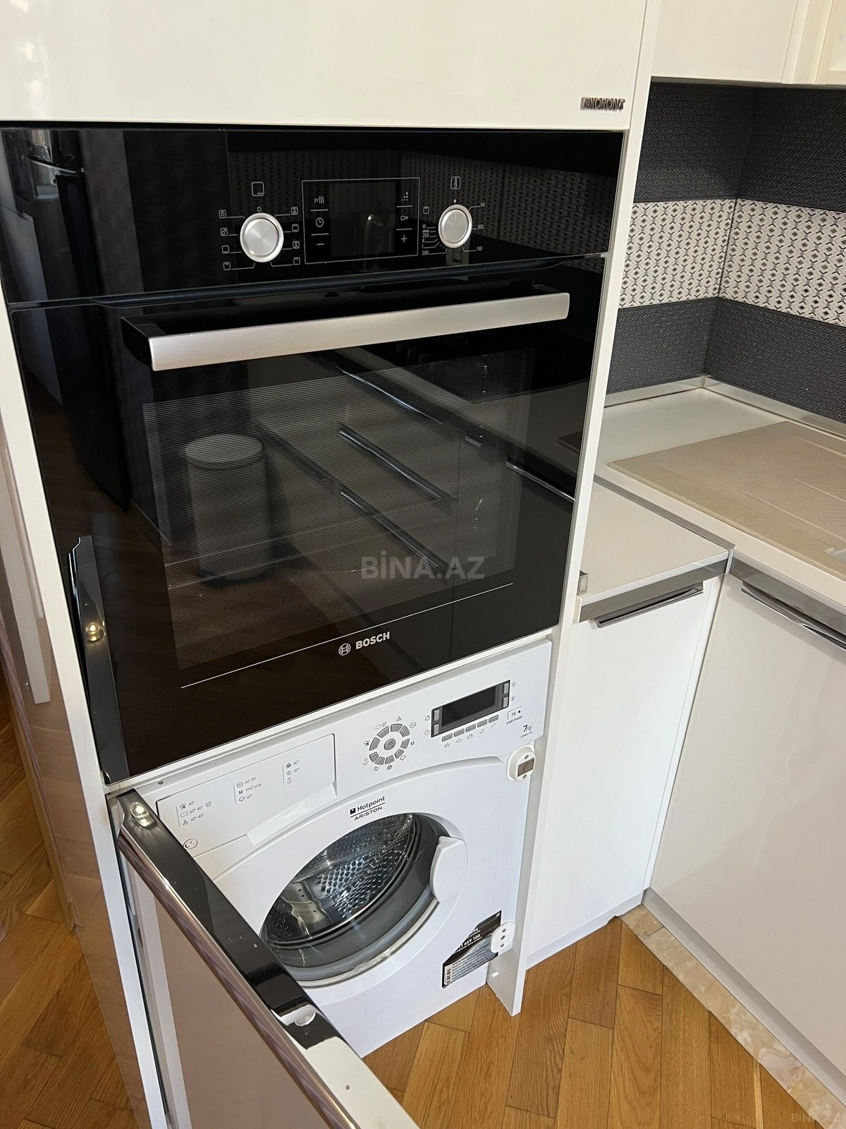 Satılır 3 otaqlı mənzil 95 m²