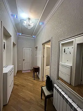 Satılır 3 otaqlı mənzil 95 m²