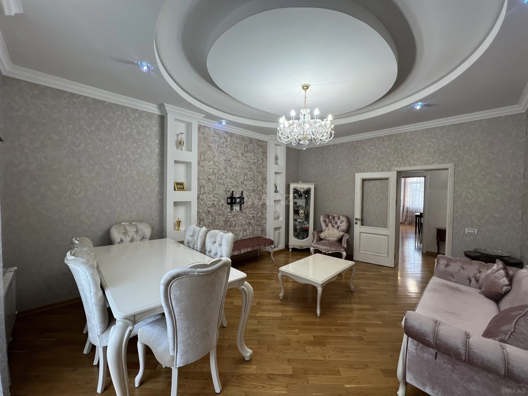 Satılır 3 otaqlı mənzil 95 m²