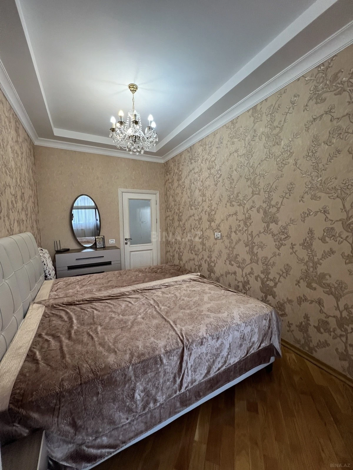 Satılır 3 otaqlı mənzil 95 m²