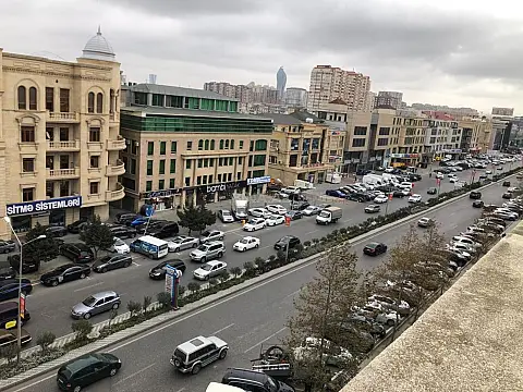 Kirayə verilir 7 otaqlı ofis 320 m²