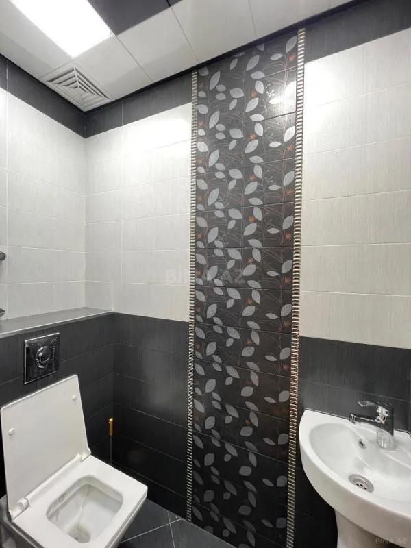 Satılır 3 otaqlı mənzil 110 m²