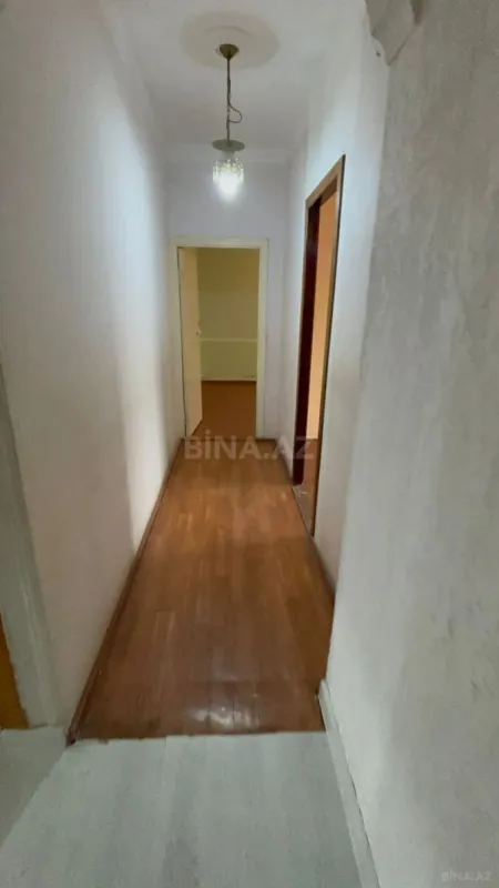 Kirayə verilir 5 otaqlı mənzil 120 m²