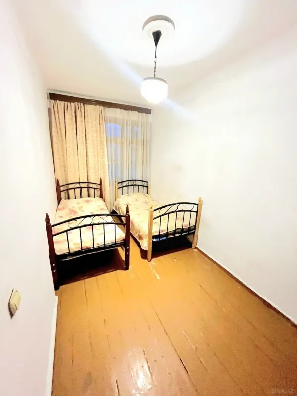 Kirayə verilir 2 otaqlı mənzil 70 m²