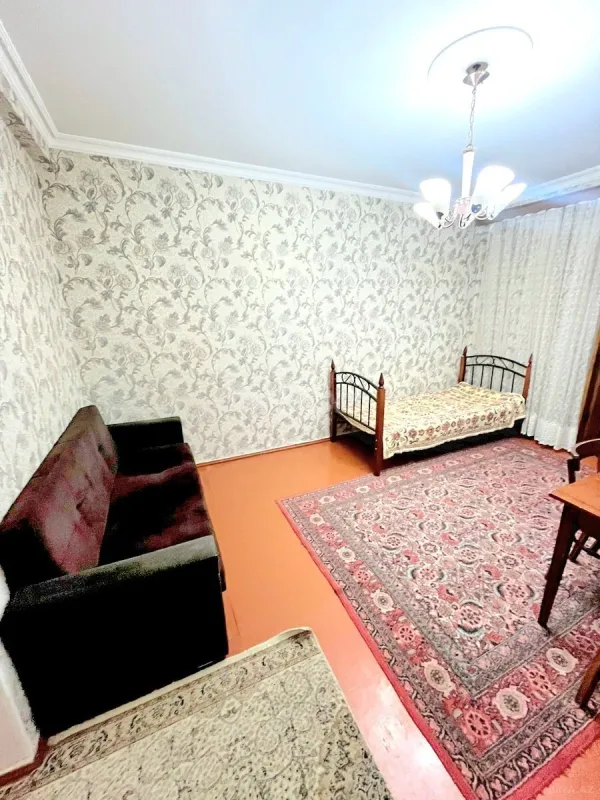Kirayə verilir 2 otaqlı mənzil 70 m²