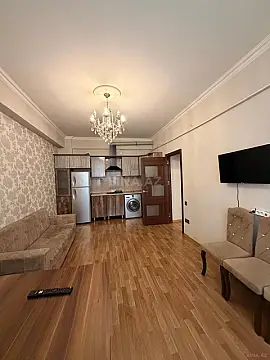 Kirayə verilir 2 otaqlı mənzil 42 m²