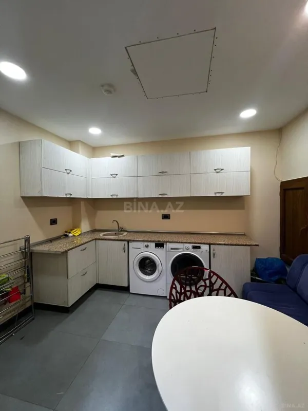 Kirayə verilir 2 otaqlı ofis 85 m²