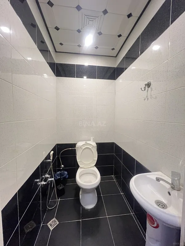 Kirayə verilir 2 otaqlı mənzil 77 m²