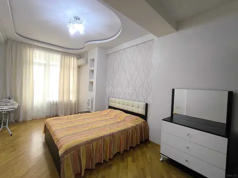 Kirayə verilir 3 otaqlı mənzil 100 m²