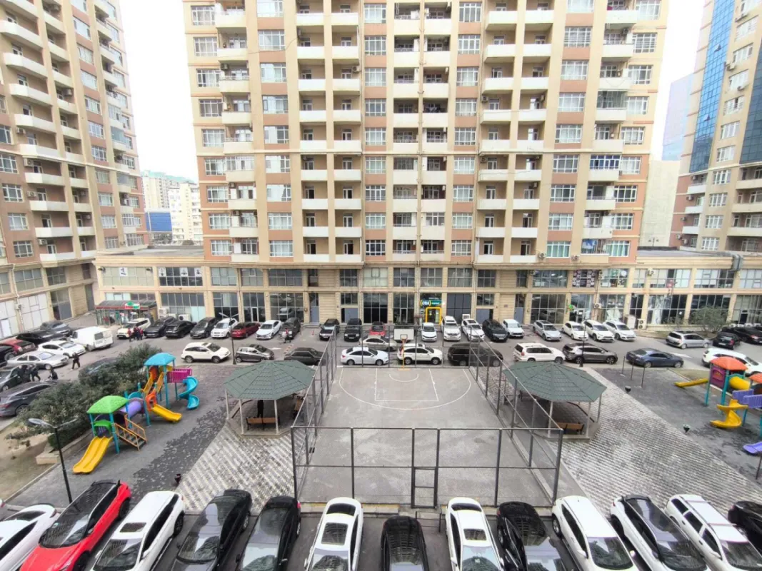 Kirayə verilir 3 otaqlı mənzil 100 m²