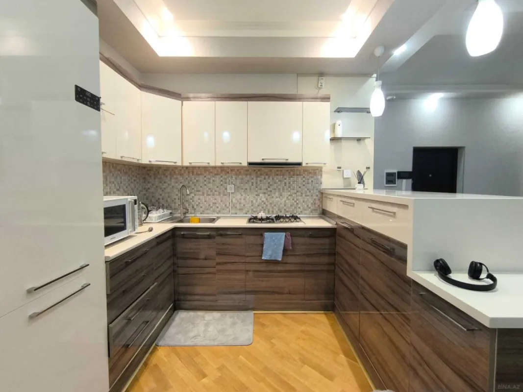 Kirayə verilir 3 otaqlı mənzil 100 m²