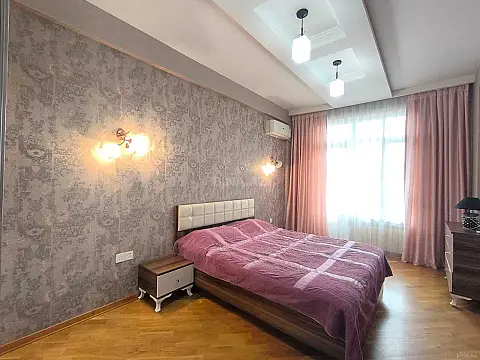 Kirayə verilir 3 otaqlı mənzil 100 m²