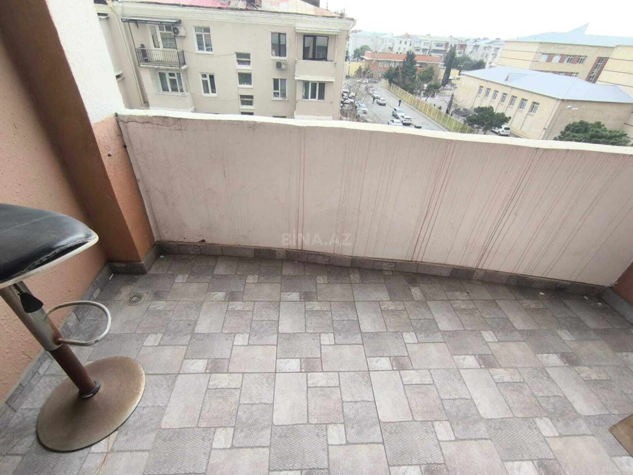 Kirayə verilir 3 otaqlı mənzil 100 m²