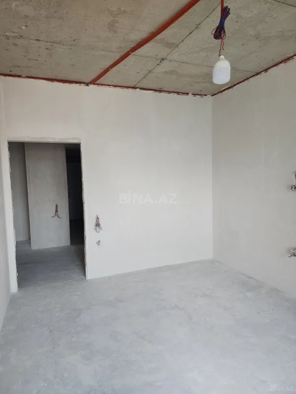 Satılır 3 otaqlı mənzil 148 m²