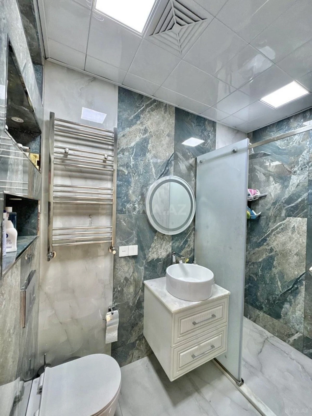 Satılır 3 otaqlı mənzil 153 m²