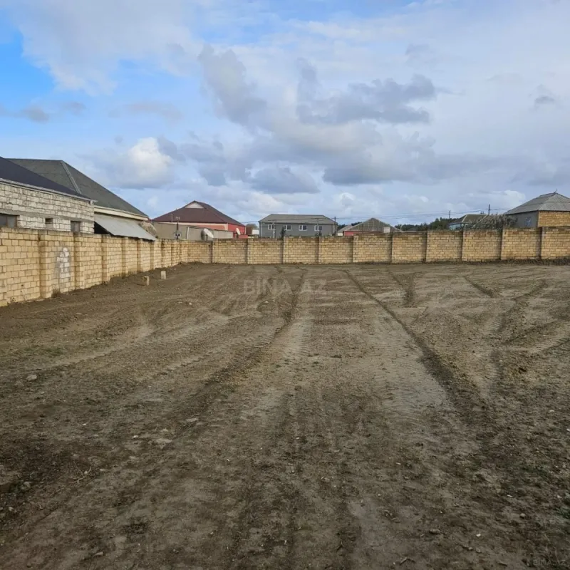 Satılır torpaq sahəsi 10 m²